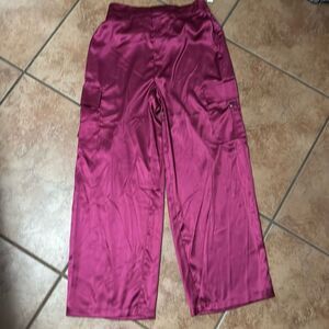 House of Harlow 1960 pants and top (2 pieces) silky outfit
